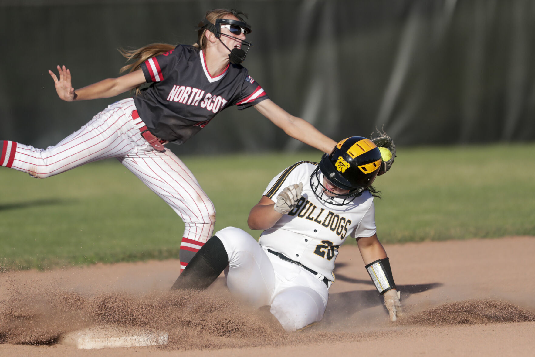 062222-qc-spt-bett-ns softball-13.jpg